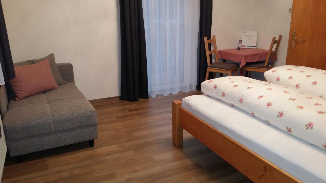 Hotel Haus Alpina Längenfeld Esterno foto