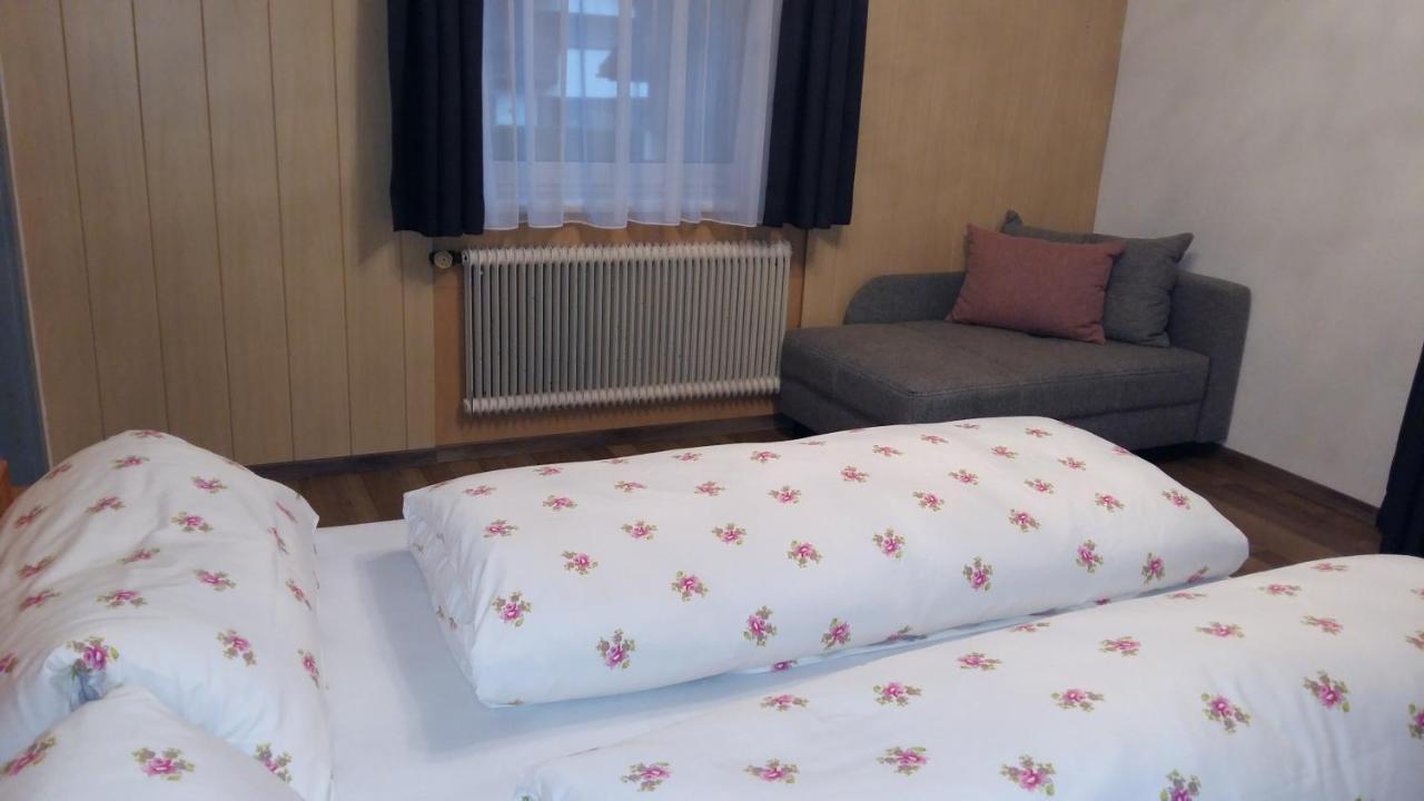 Hotel Haus Alpina Längenfeld Esterno foto