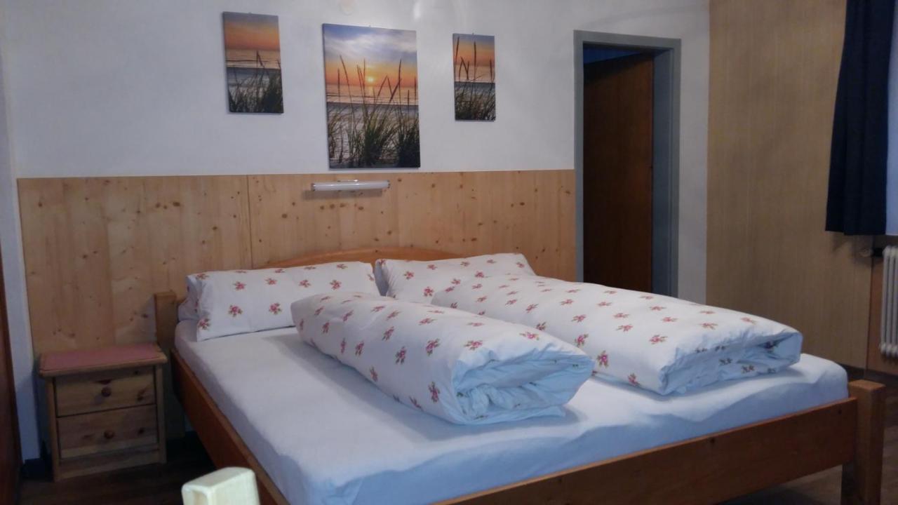 Hotel Haus Alpina Längenfeld Esterno foto
